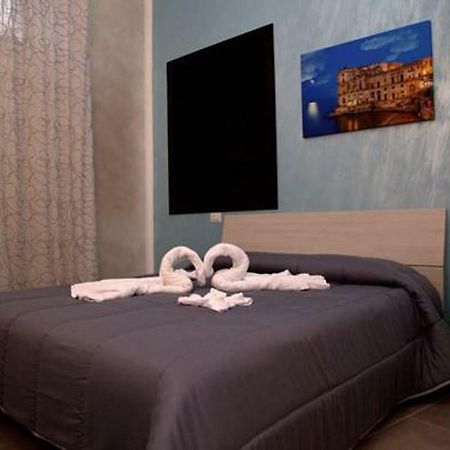 Le Torri Aragonesi Bed & Breakfast Naples Exterior photo