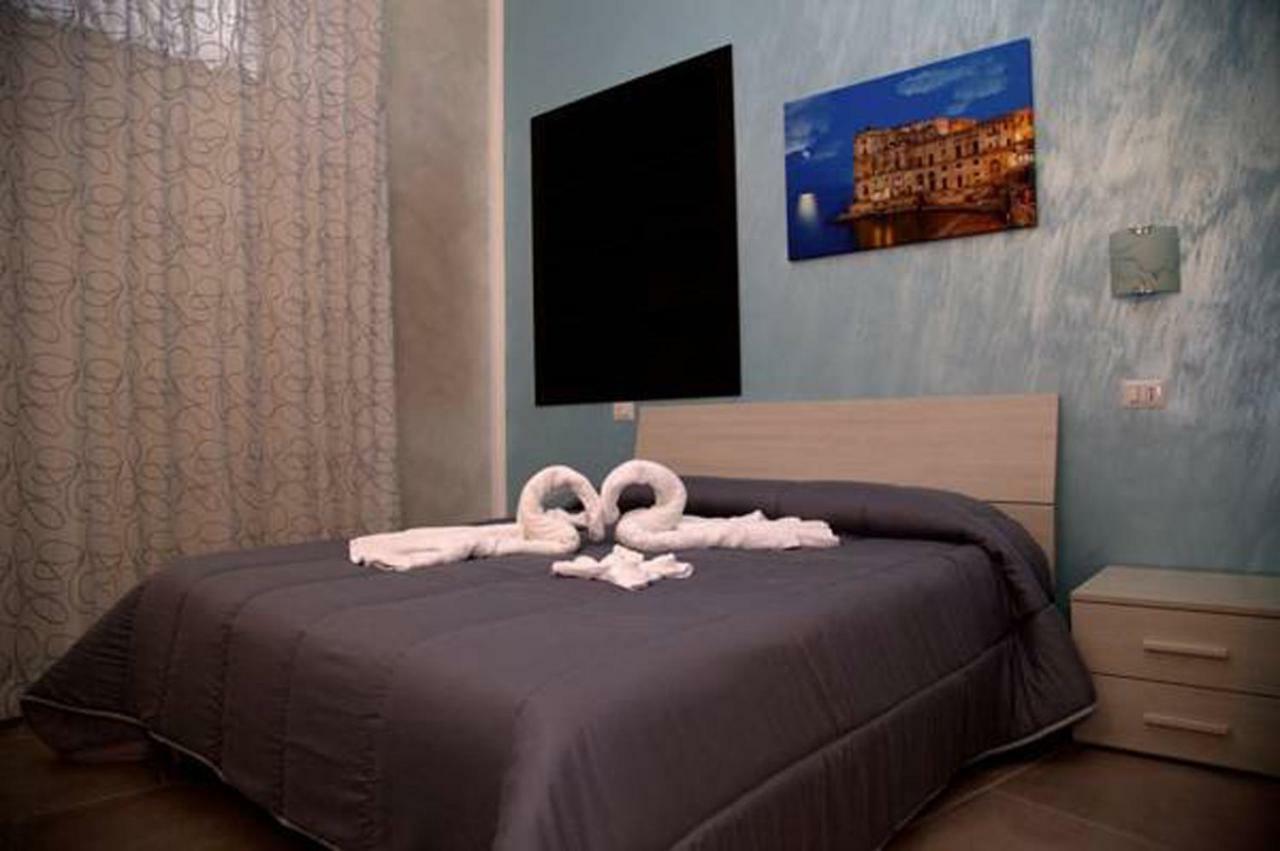 Le Torri Aragonesi Bed & Breakfast Naples Exterior photo